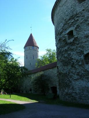 tallinn-towers