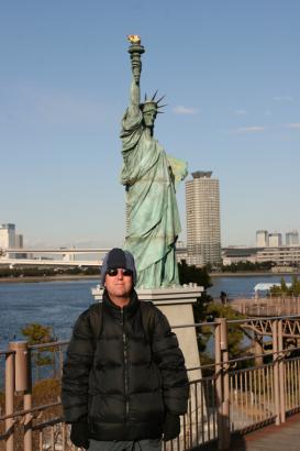 Rob and Statue of Odiaba