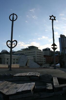 city to sea bridge area