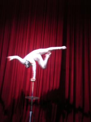 acrobats-4