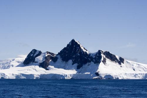 triangular peaks