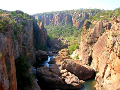 looking into canyon