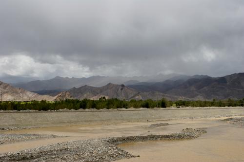 on-route-Shigatse