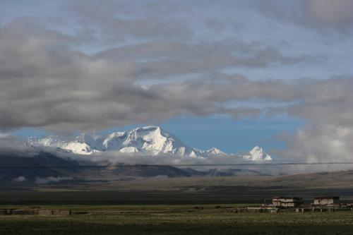 mount-everest-landscape
