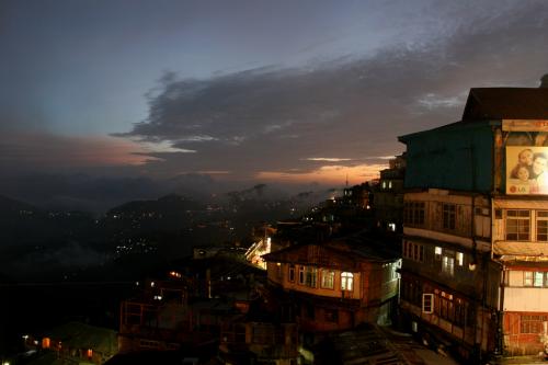 Nightime-Shimla-1