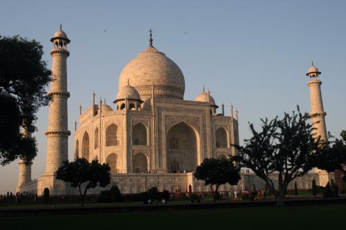 sun setting at Taj.jpg