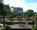 Bert Hinklers English house