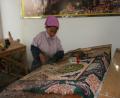 tibetan-carpet-trimming